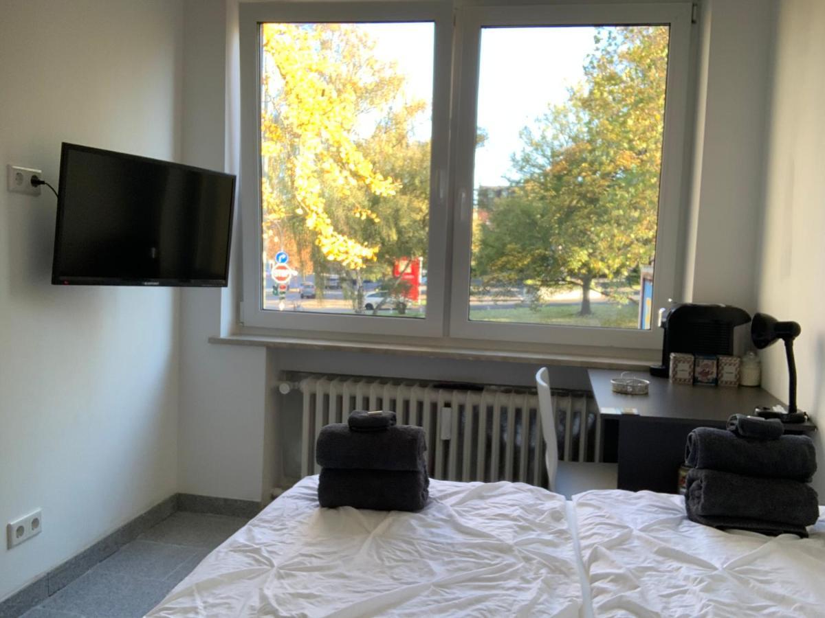 Geroweiher Doppelbettzimmer Moenchengladbach-Stadtmitte Ξενοδοχείο Εξωτερικό φωτογραφία